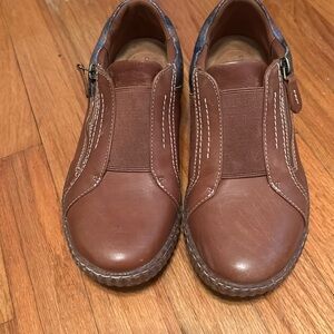 Brown Collection Clark size 7 1/2 W
